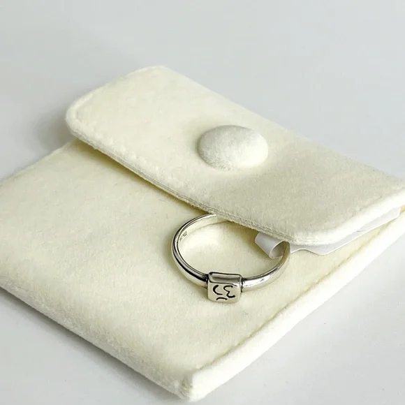 SATYA .925 Silver Om Symbol Ring - Picture 10 of 10